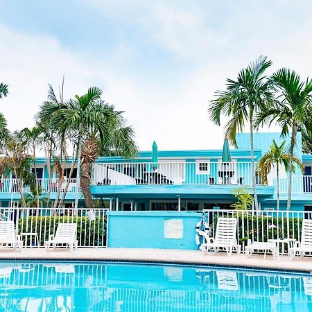 Bayside Inn And Marina トレジャー・アイランド エクステリア 写真