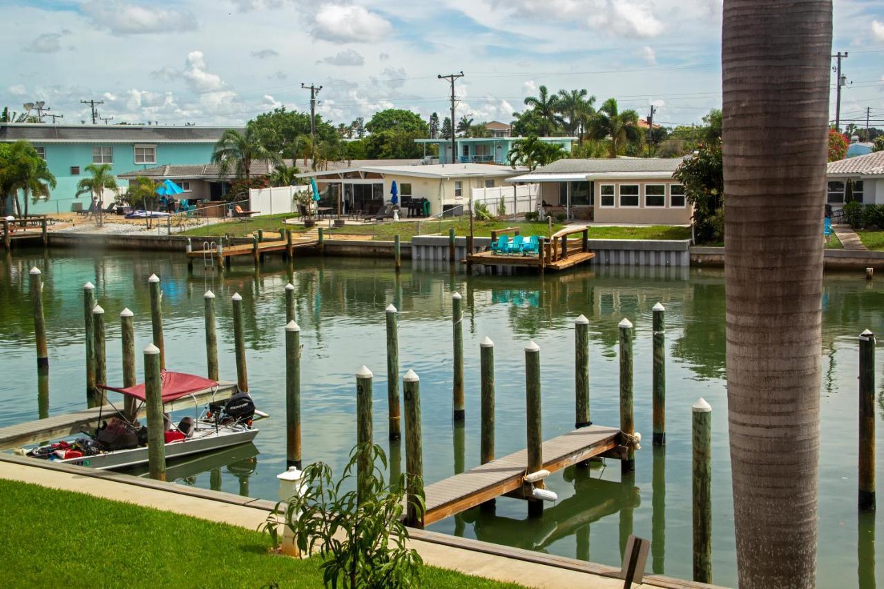 Bayside Inn And Marina トレジャー・アイランド エクステリア 写真
