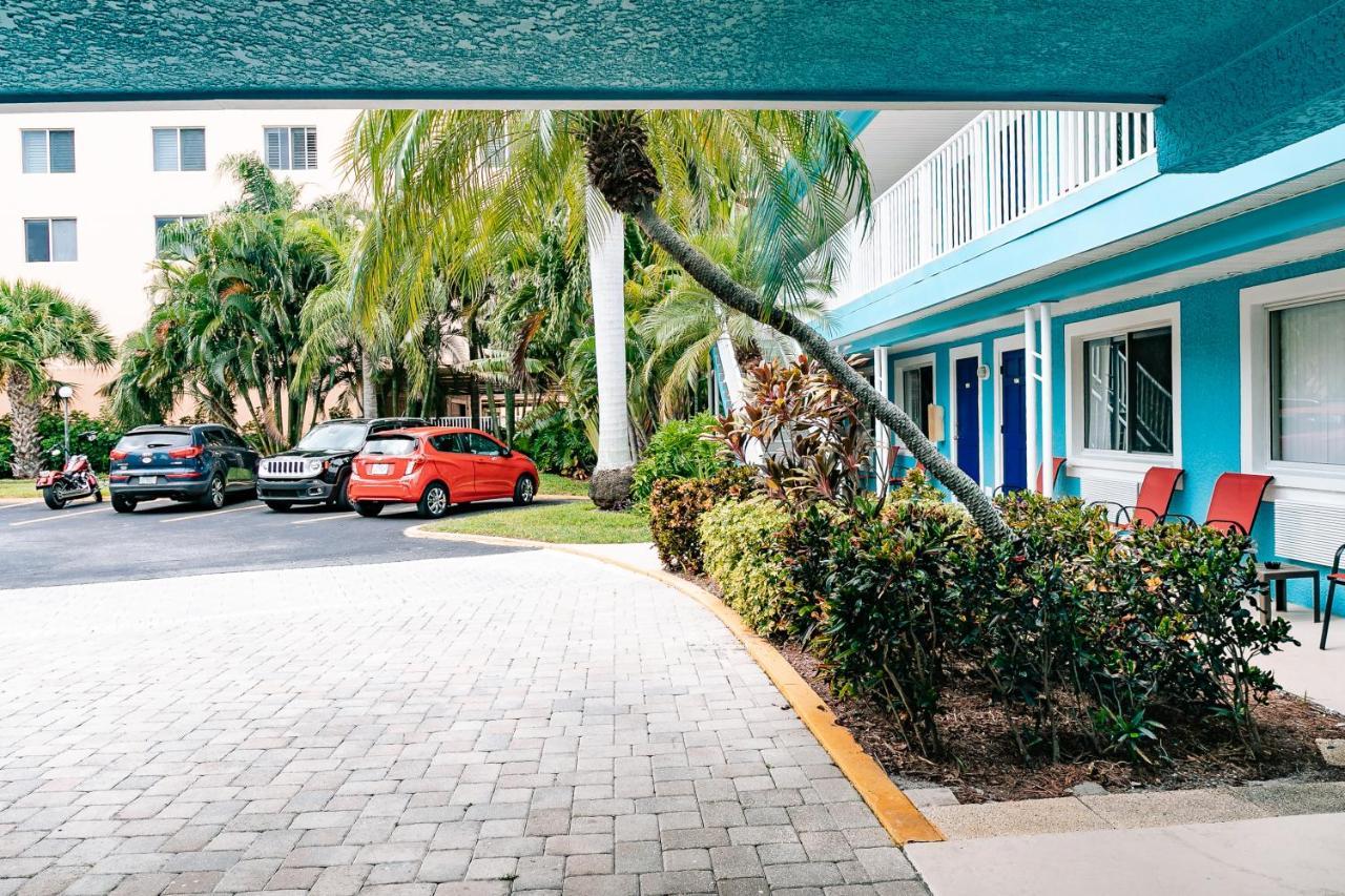 Bayside Inn And Marina トレジャー・アイランド エクステリア 写真